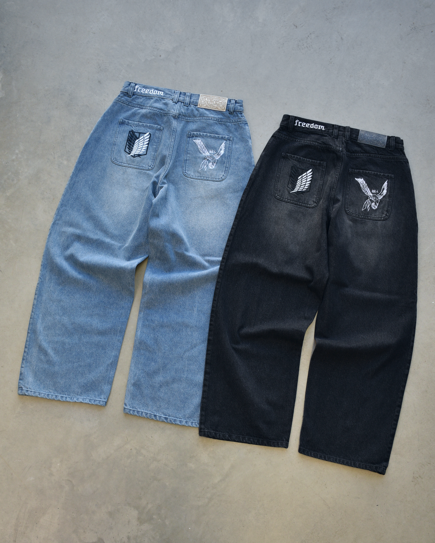 AOT JEANS BLACK