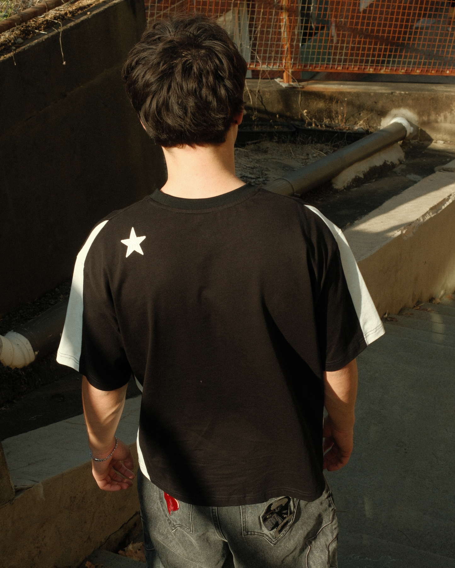 BIZARRE TEES