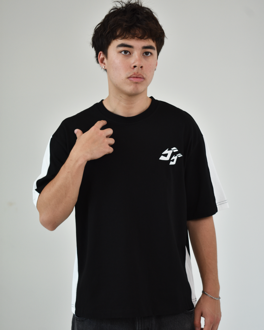 BIZARRE TEES