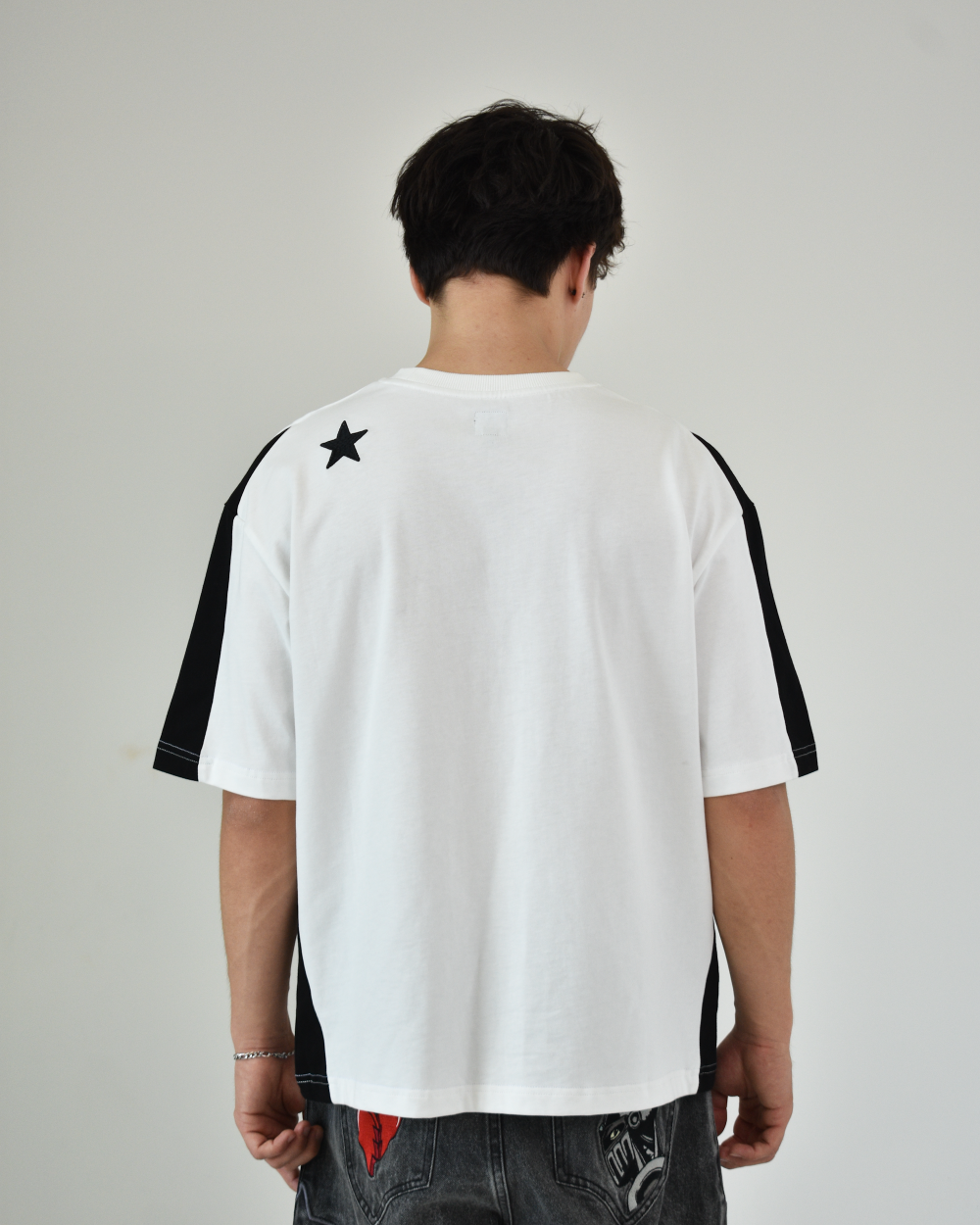 BIZARRE TEES