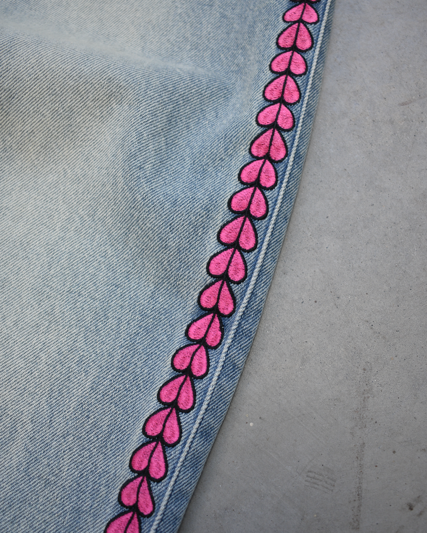 D4C JEANS