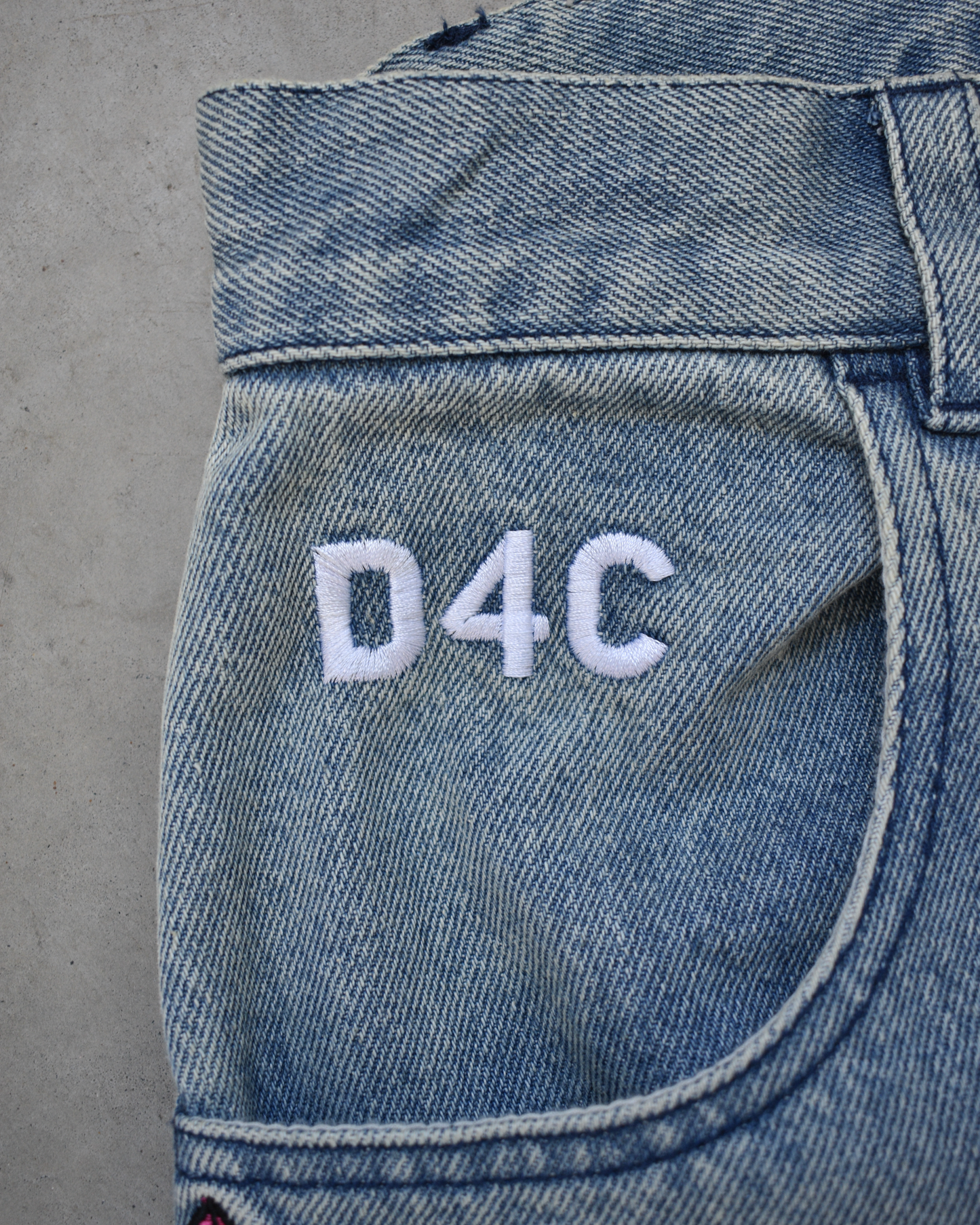 D4C JEANS