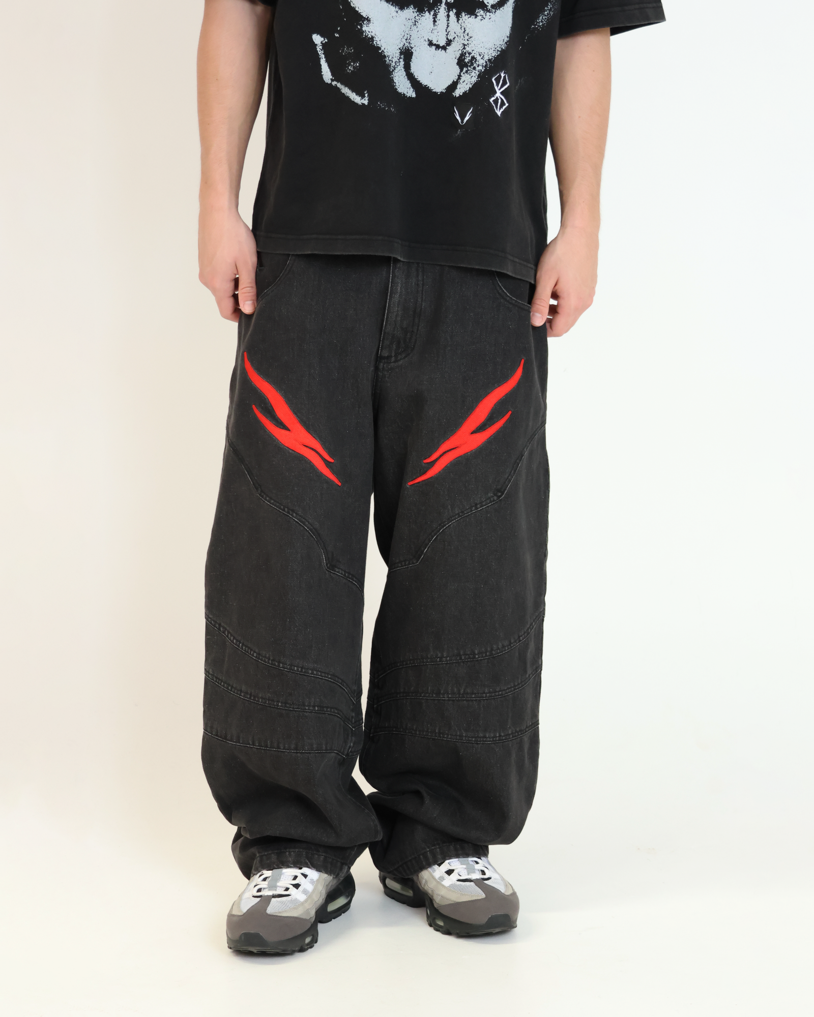 BERSERKER JEANS