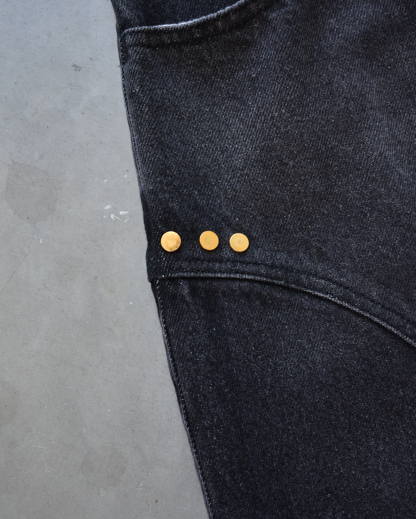 WHITESNAKE JEANS